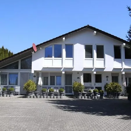 Eg Mitte - Hunde Erlaubt Oberteuringen